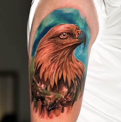 Bu galeride Mesut Ayvaz’ın Eskişehir’de gerçekleştirdiği realistik dövme, black grey ve özel tasarım tattoo çalışmalarını inceleyebilirsiniz. Her dövme kişiye özel olarak tasarlanır ve profesyonel ekipmanlarla uygulanır.
