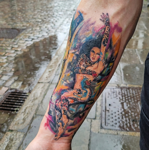 Bu galeride Mesut Ayvaz’ın Eskişehir’de gerçekleştirdiği realistik dövme, black grey ve özel tasarım tattoo çalışmalarını inceleyebilirsiniz. Her dövme kişiye özel olarak tasarlanır ve profesyonel ekipmanlarla uygulanır.
